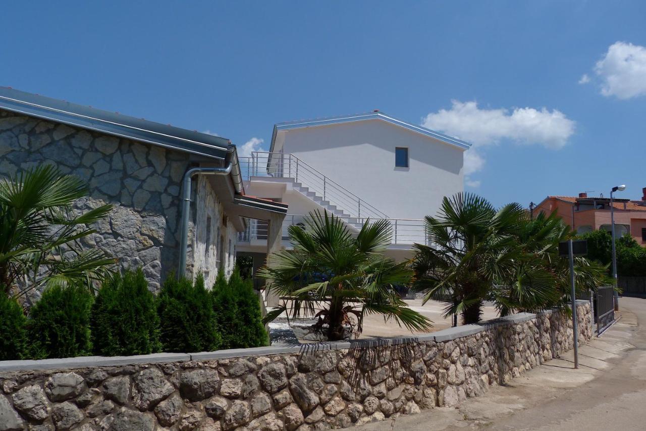 Apartments Monja & Dadi, Malinska, Vantacici Zewnętrze zdjęcie